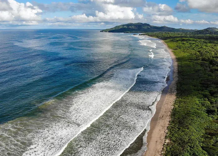 Serenity 6 Bedroom - 1 Minute To The Santa Cruz (Guanacaste)