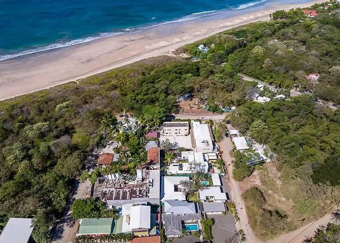 Serenity 6 Bedroom - 1 Minute To The Сasa de vacaciones *
