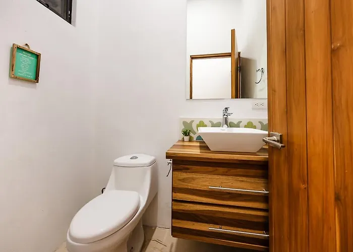 Serenity 6 Bedroom - 1 Minute To The Santa Cruz (Guanacaste)