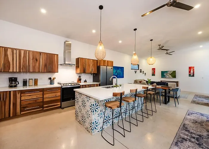 Сasa de vacaciones Serenity 6 Bedroom - 1 Minute To The *