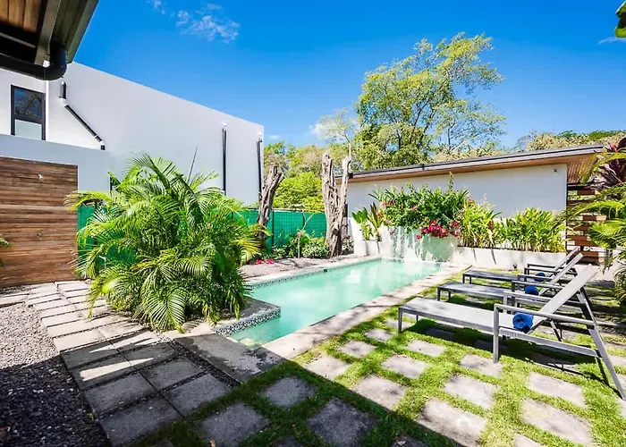 Serenity 6 Bedroom - 1 Minute To The Santa Cruz (Guanacaste)