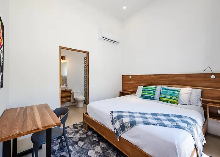 Serenity 6 Bedroom - 1 Minute To The