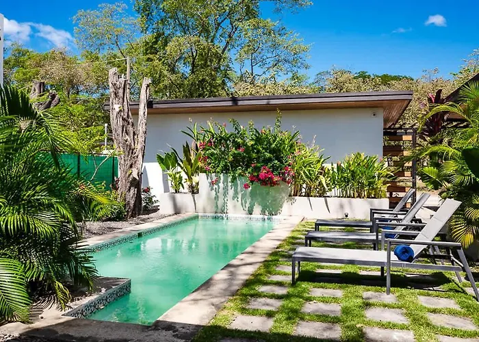 Serenity 6 Bedroom - 1 Minute To The Сasa de vacaciones *