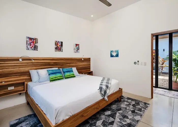 Serenity 6 Bedroom - 1 Minute To The Сasa de vacaciones Santa Cruz (Guanacaste)