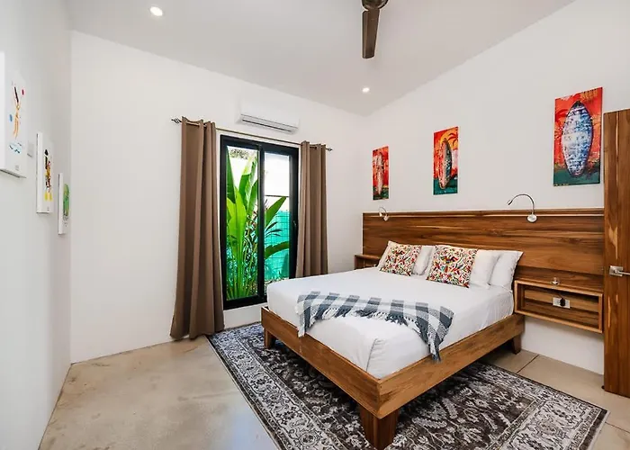 Serenity 6 Bedroom - 1 Minute To The *