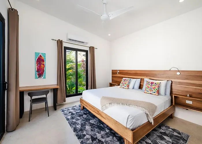 Serenity 6 Bedroom - 1 Minute To The * Santa Cruz (Guanacaste)